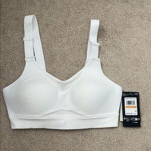 Under Armour Classic White Bra
